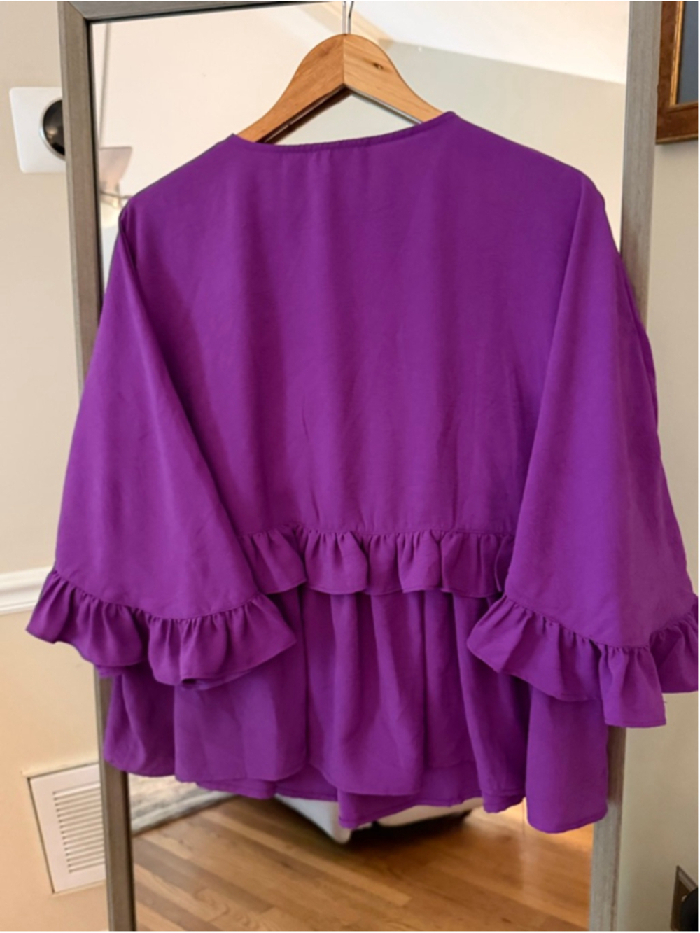 Women's Entro Purple V-Neck Ruffle Blouse S - Picture 4 of 4